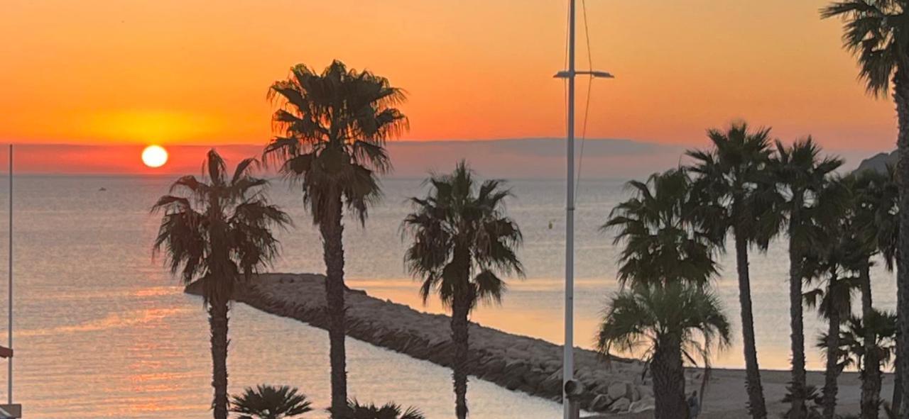 Sanary View - Un Ecrin Sur La Mer ซิ-ฟูร์-เล-ปลาจ ภายนอก รูปภาพ